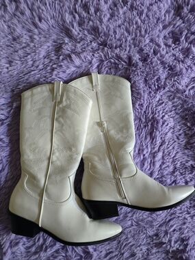 Wild Fable White Western Cowbot Boots